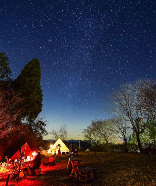 キャンプ村星空