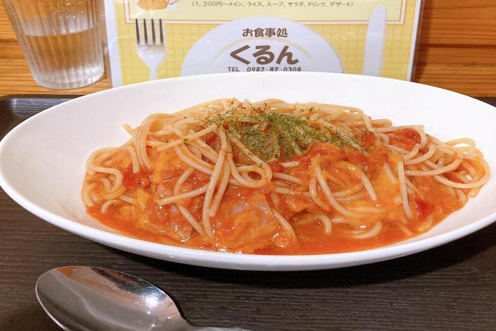 トマトパスタ